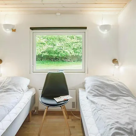 M162-vaeggerlose-solvpilevej-5 * Bøtø By